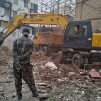 تخریب ساختمان های کلنگی و گودبرداری درکمترین زمان|خدمات پیشه و مهارت|رشت, استقامت ۱|دیوار