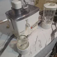 آبمیوه گیری ساخت ژاپن توسترجوجه گردان سالم|آبمیوه‌گیر و آب‌مرکبات‌گیر|اصفهان, فردوان|دیوار