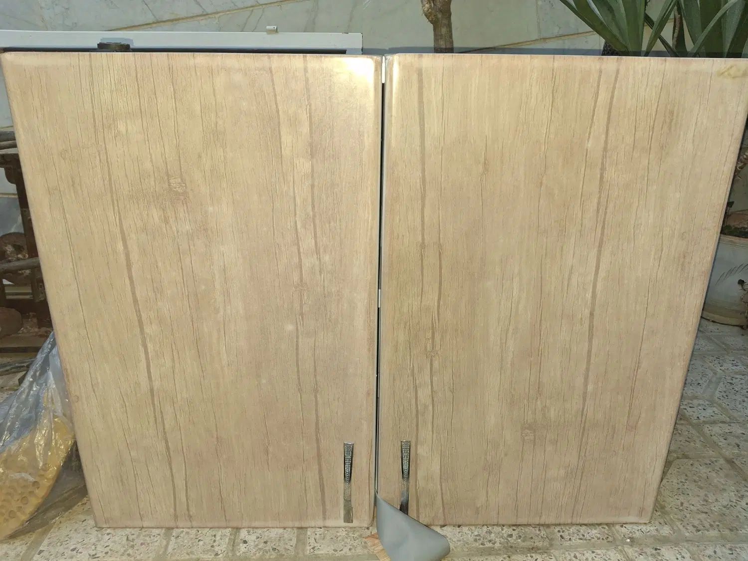 تلوزیون وکابینت دو در|تلویزیون و پروژکتور|تهران, شمشیری|دیوار