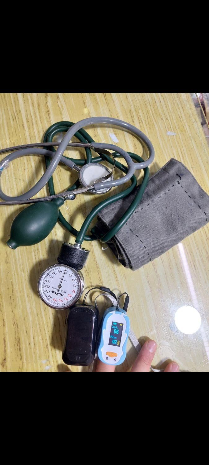 پرستار تزریقات آمپول سرم . پانسمان . سوند. بخیه|خدمات آرایشگری و زیبایی|یاسوج, |دیوار