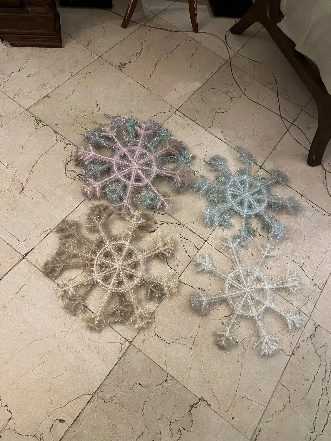 وسایل کریسمس کلی هست از المان اومده دونه ای ۳۰ ۵۰|مجسمه، تندیس، ماکت|تهران, پاسداران|دیوار