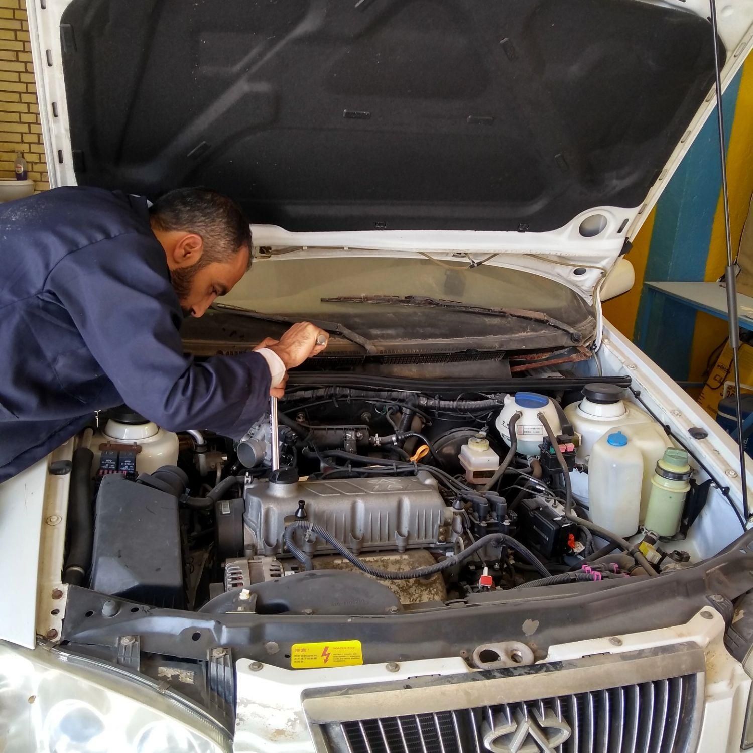 تعمیرکار سیار،مکانیک سیار باطری ساز خودرو|خدمات موتور و ماشین|شهرکرد, |دیوار