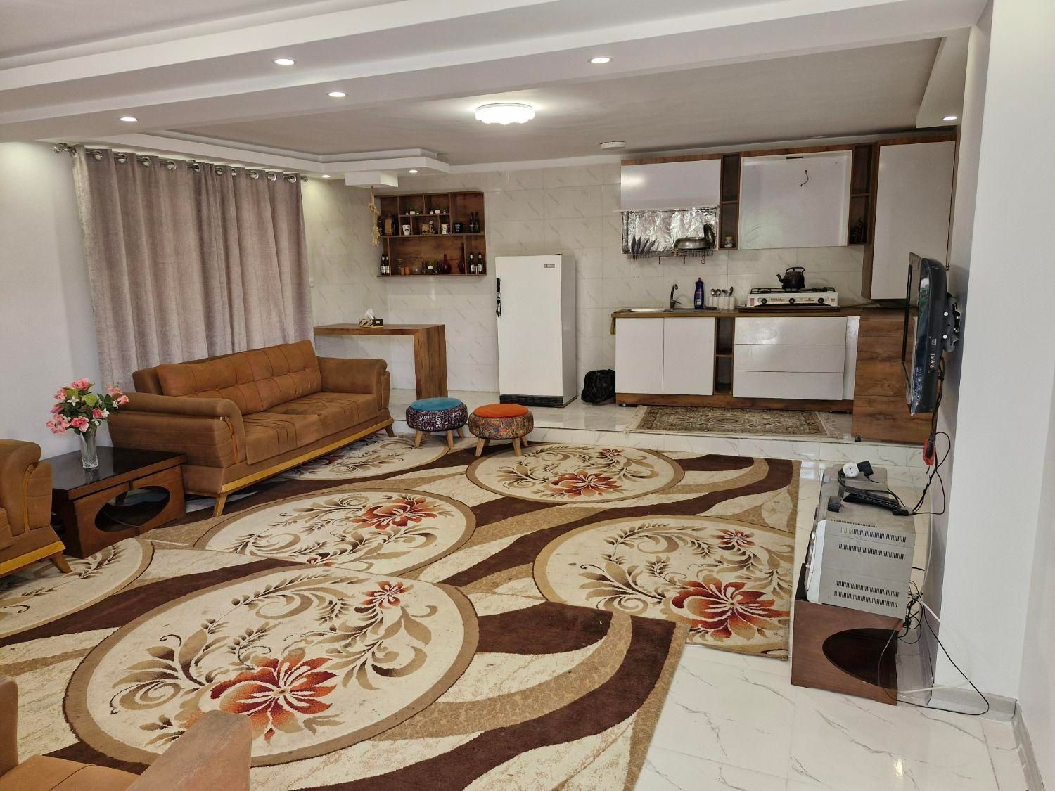 اجاره باغ ویلا جاده صدرا|اجارهٔ کوتاه‌مدت ویلا و باغ|شیراز, علوم پزشکی|دیوار