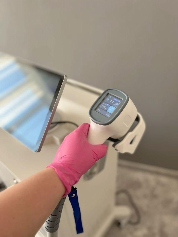 مطب زیبایی پوست مو لیزر الکساندرایت|خدمات آرایشگری و زیبایی|مشکیندشت, |دیوار