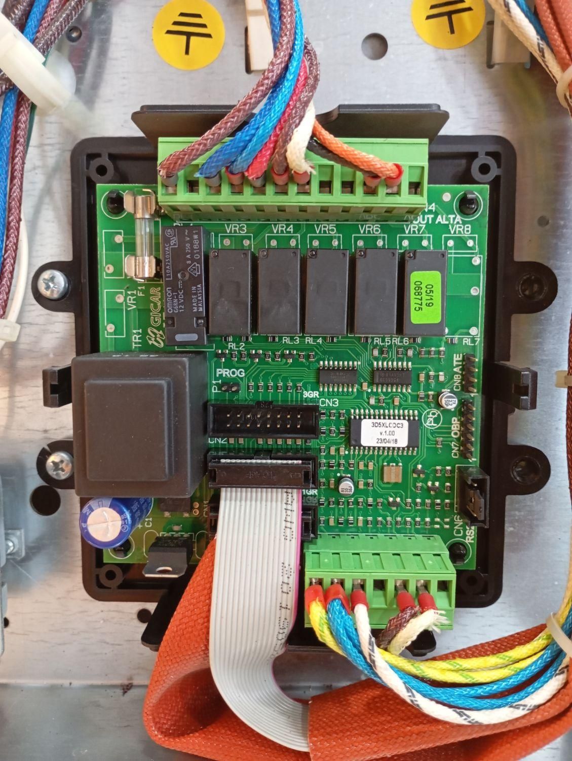 تعمیرات و آموزش تخصصی اسپرسوساز صنعتی و خانگی|خدمات پیشه و مهارت|شاهرود, |دیوار