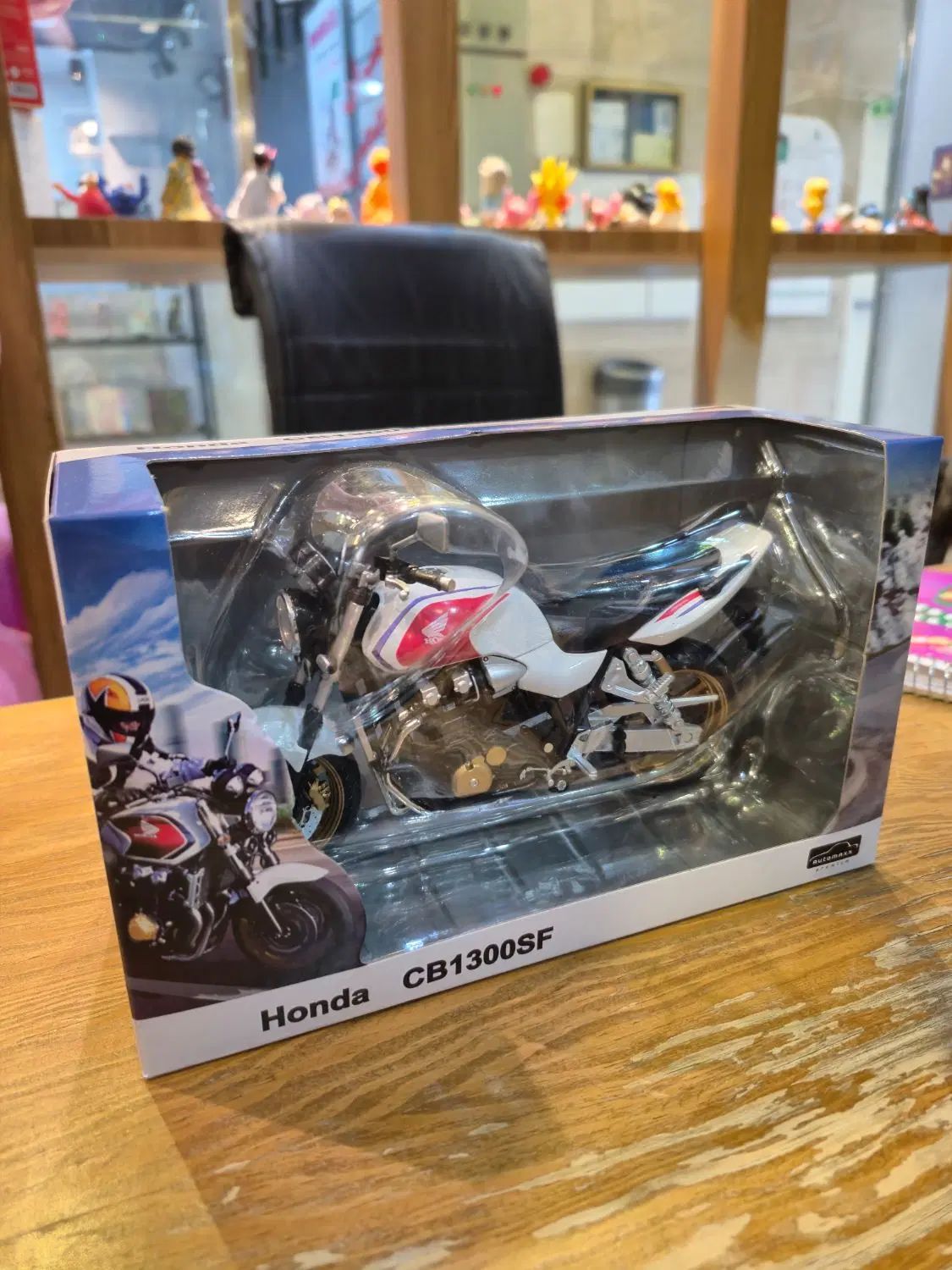 ماکت کلکسیونی موتور سنگین CB1300|اسباب‌‌بازی|تهران, مدائن|دیوار