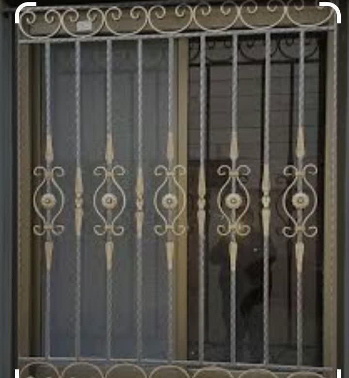 لوله کشی گاز آهنگری ساخت در پنجره حفاظ|خدمات پیشه و مهارت|اندیشه, اندیشه فاز ۳|دیوار