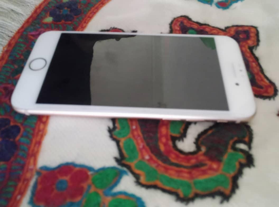 اپل iPhone 8 با حافظهٔ ۶۴ گیگابایت|موبایل|اردکان, |دیوار