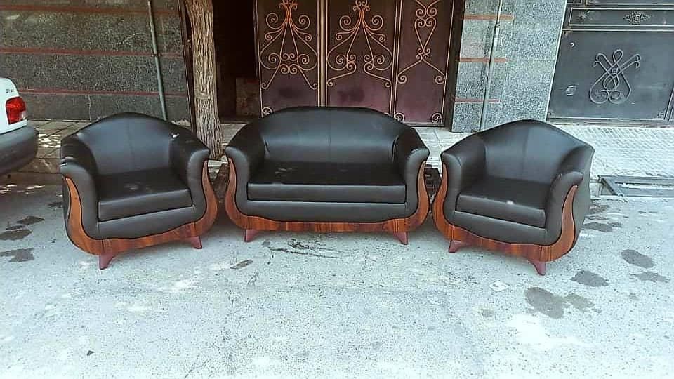 صندلی مدیریت/ میز املاک/ مبل انتظارکانترکنفرانس|دفتر کار|کاشان, ملا حبیبالله شریف|دیوار