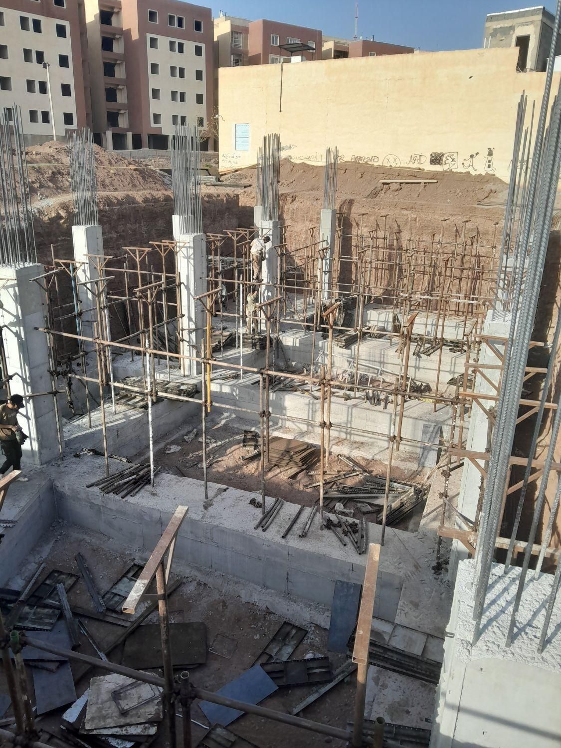 جذب نیروی سالم و جوان|استخدام معماری، عمران و ساختمانی|پرند, |دیوار