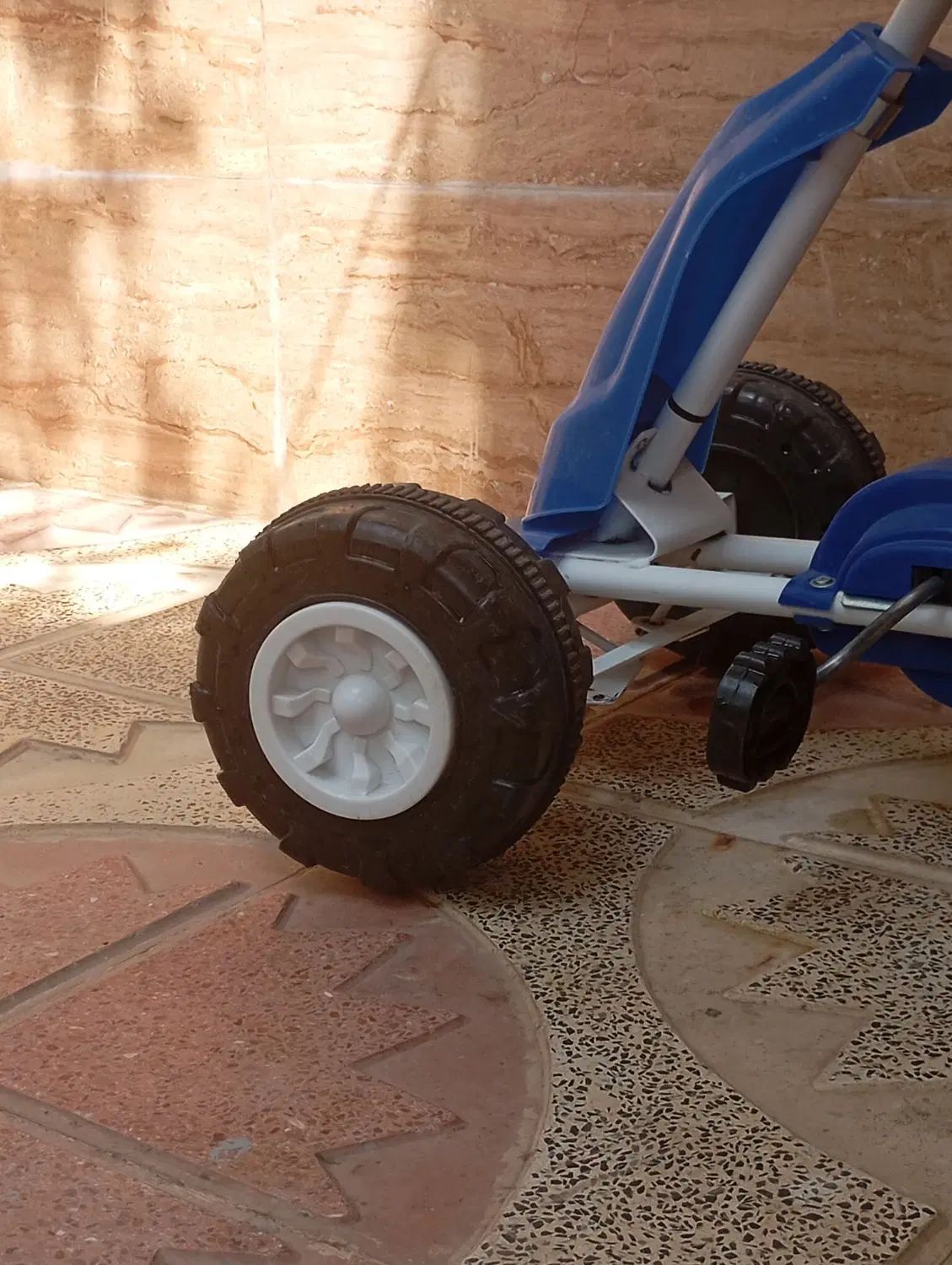 چهار چرخ بچگانه|اسباب‌‌بازی|جوانرود, |دیوار