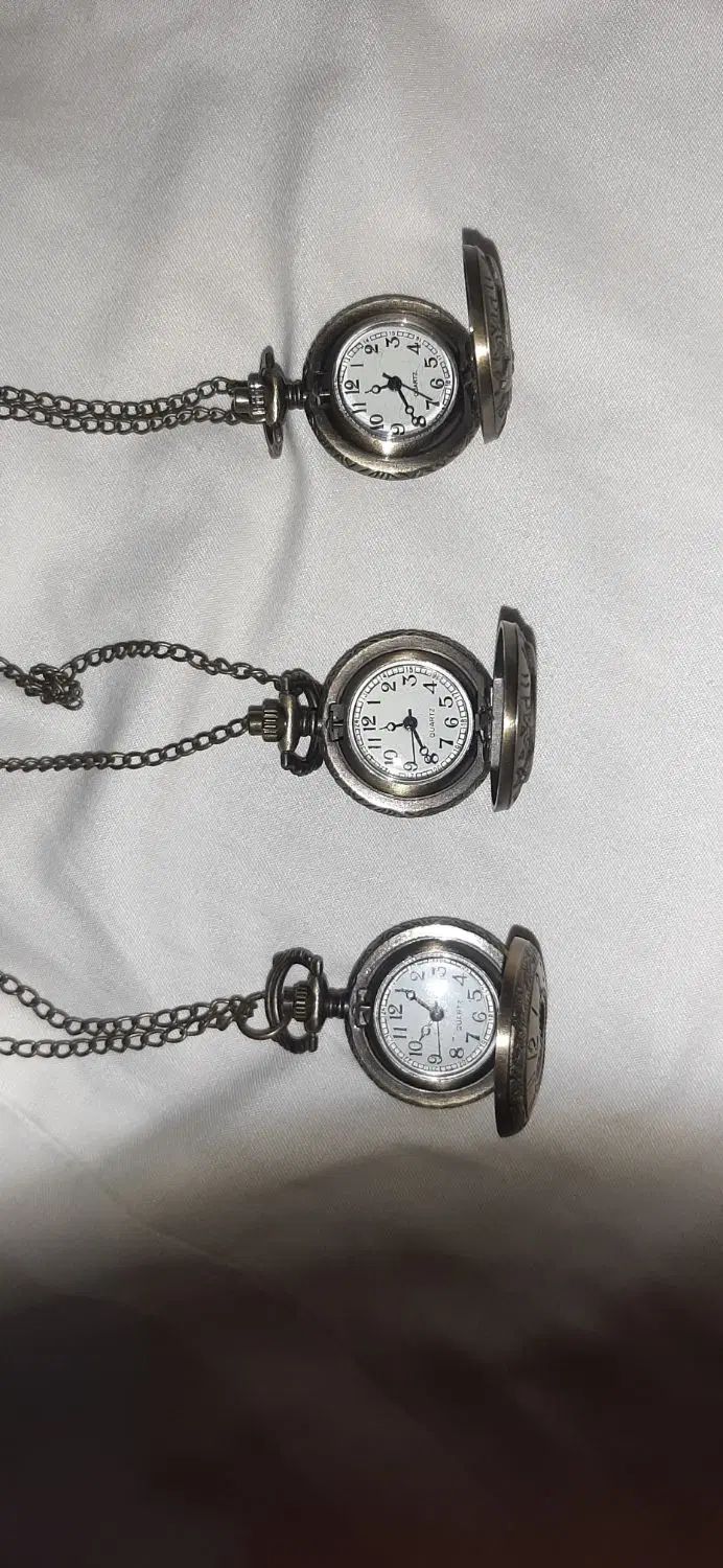 ساعت های اویز زنجیر دار  بسیار شیک مناسب هدیه|ساعت|اردبیل, |دیوار