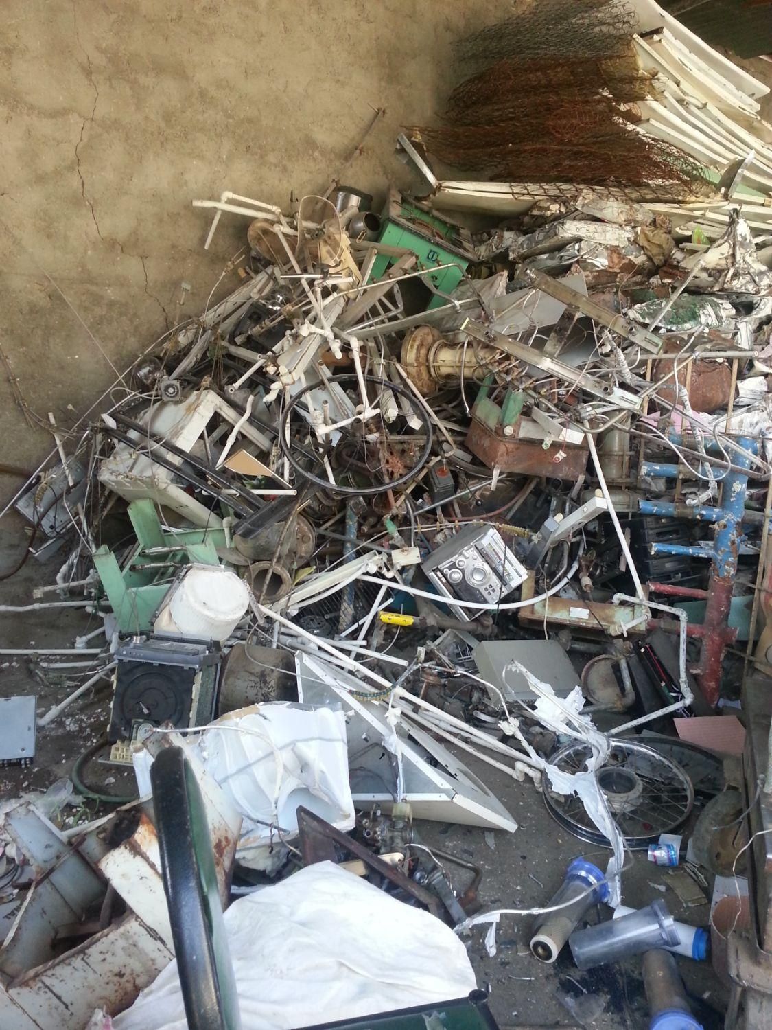 لباسشویی سوخته وفرسوده ودیگر ضایعات خریداریم.|ماشین لباسشویی و خشککن لباس|بروجرد, |دیوار