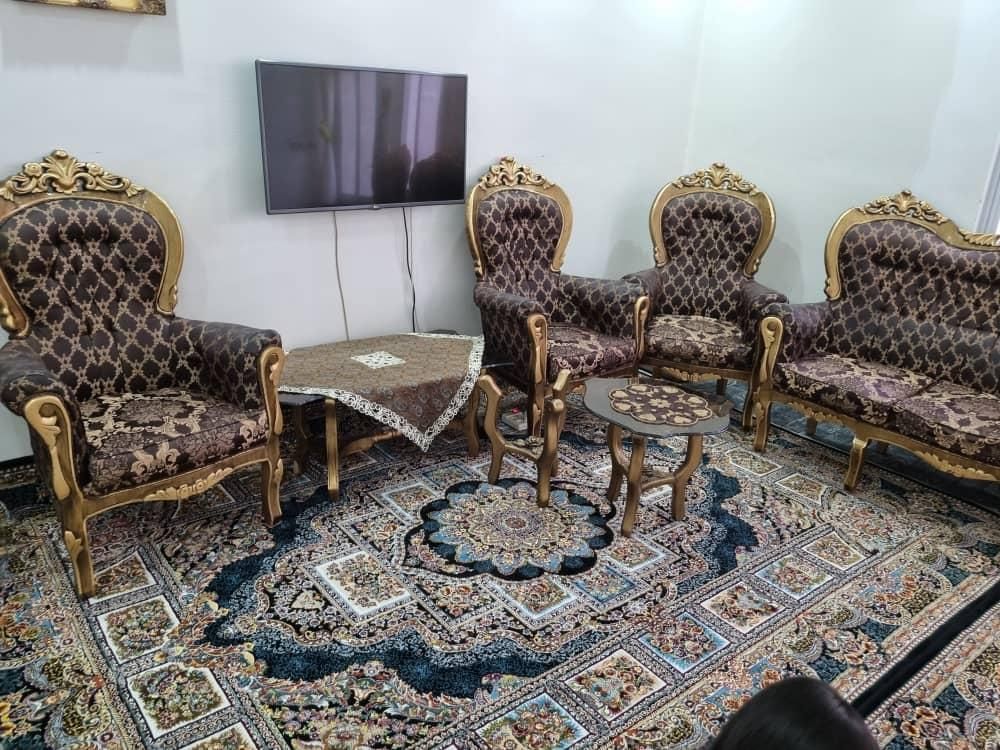 مبل هفت نفره با میز عسلی|مبلمان خانگی و میز عسلی|اصفهان, ناصرخسرو|دیوار