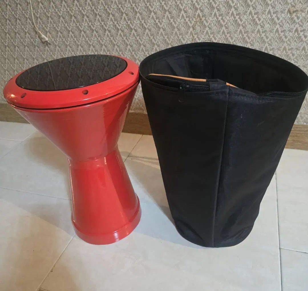 داربوکا نو نو|درام و پرکاشن|رشت, توشیبا|دیوار