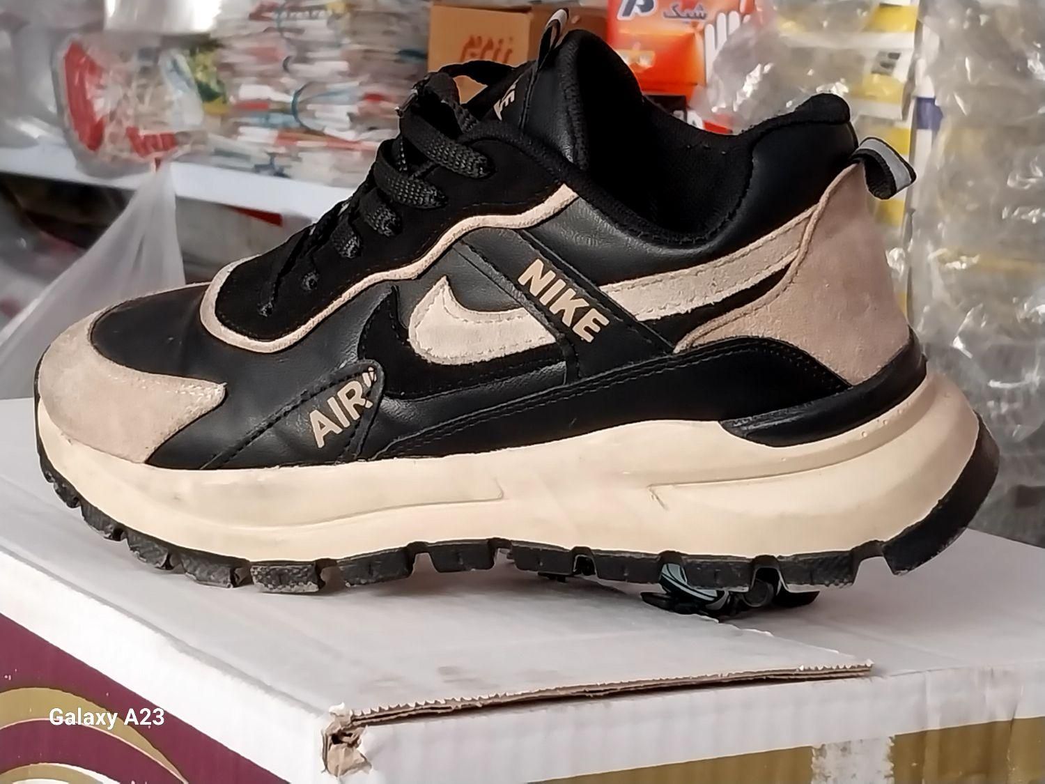 فروش کتانی NIKE|کیف، کفش، کمربند|تهران, طوس|دیوار