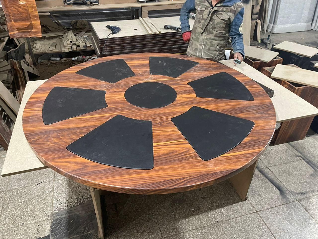 میز کنفرانس گرد تمام وکیوم شرکتی.|مبلمان اداری|تهران, باغ فیض|دیوار