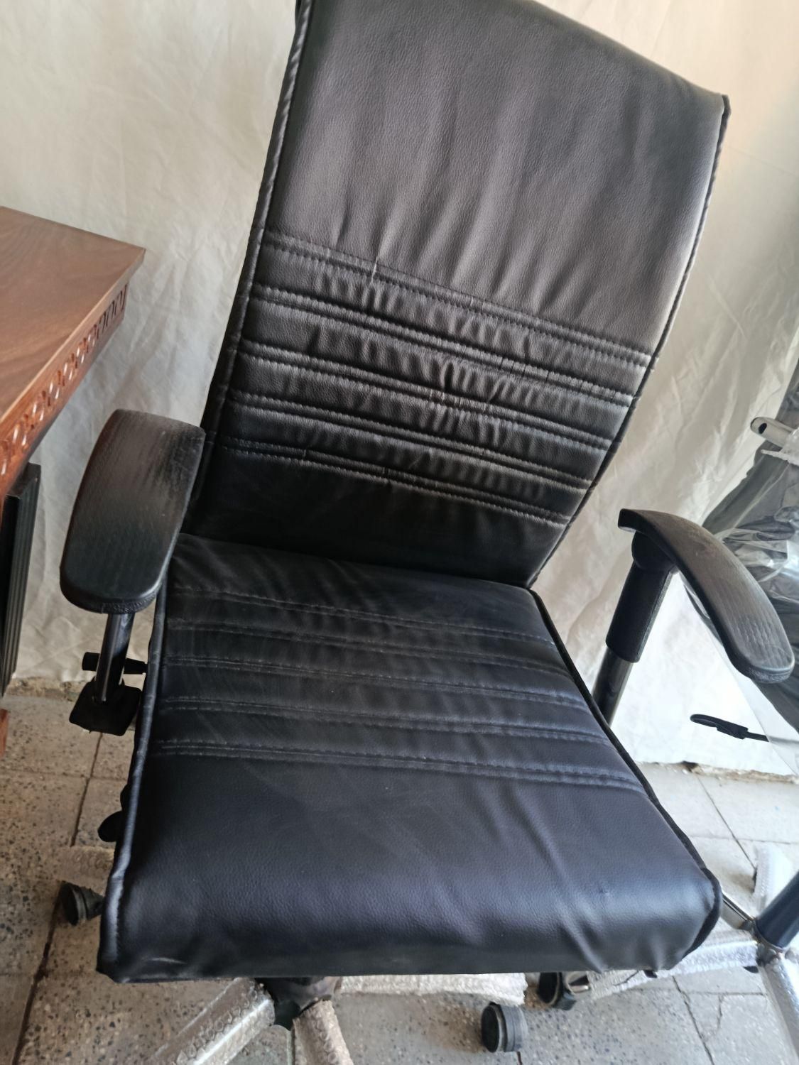 میز و صندلی های affice|مبلمان اداری|ارومیه, |دیوار