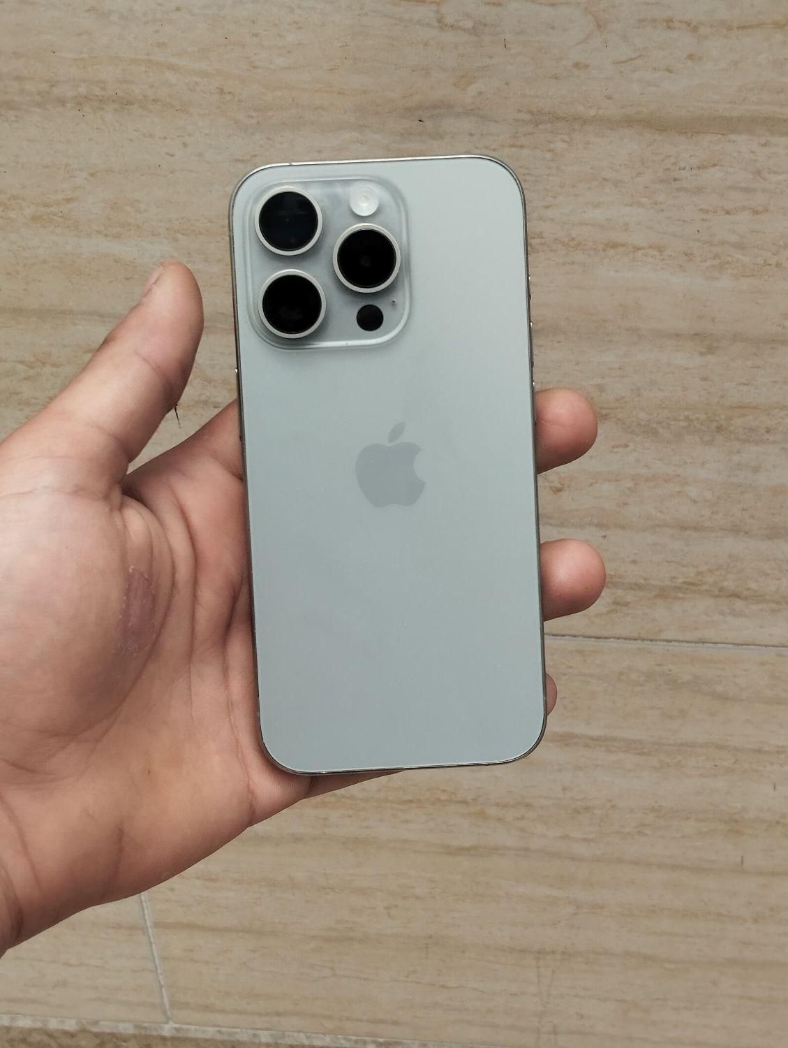اپل iPhone 15 Pro با حافظهٔ ۲۵۶ گیگابایت|موبایل|تهران, شهرک ابوذر|دیوار