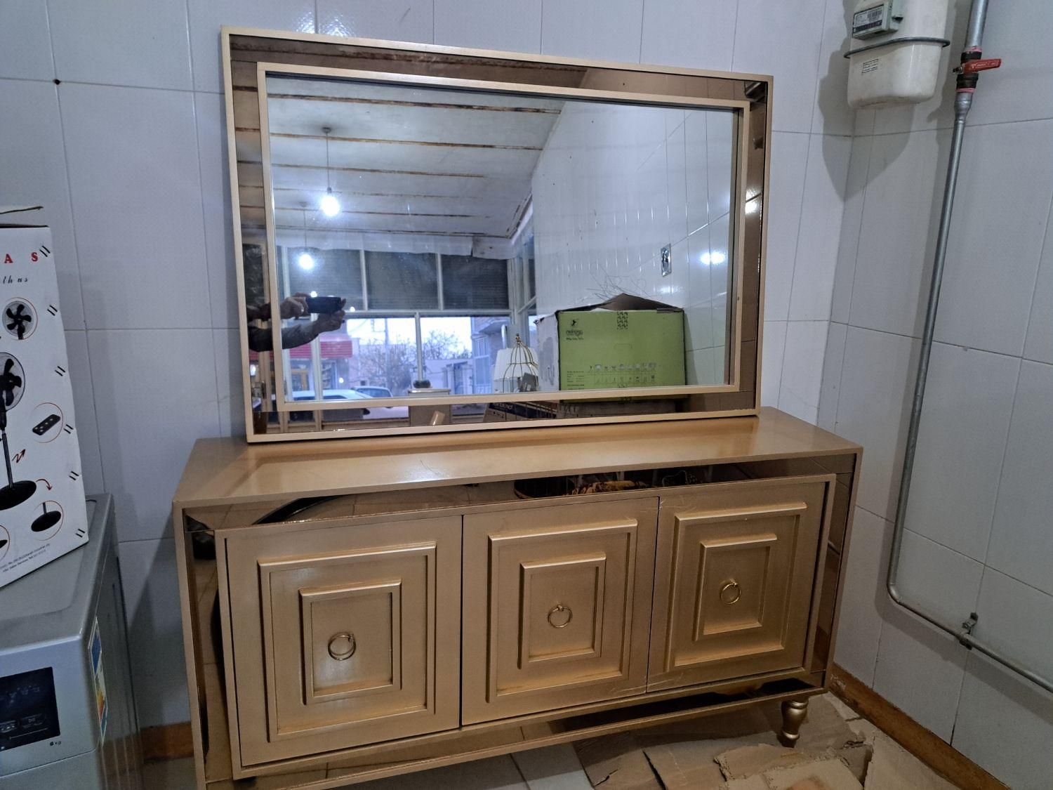 ست آینه کنسول و میز تلویزیون|میز تلویزیون|پارس‌آباد, |دیوار