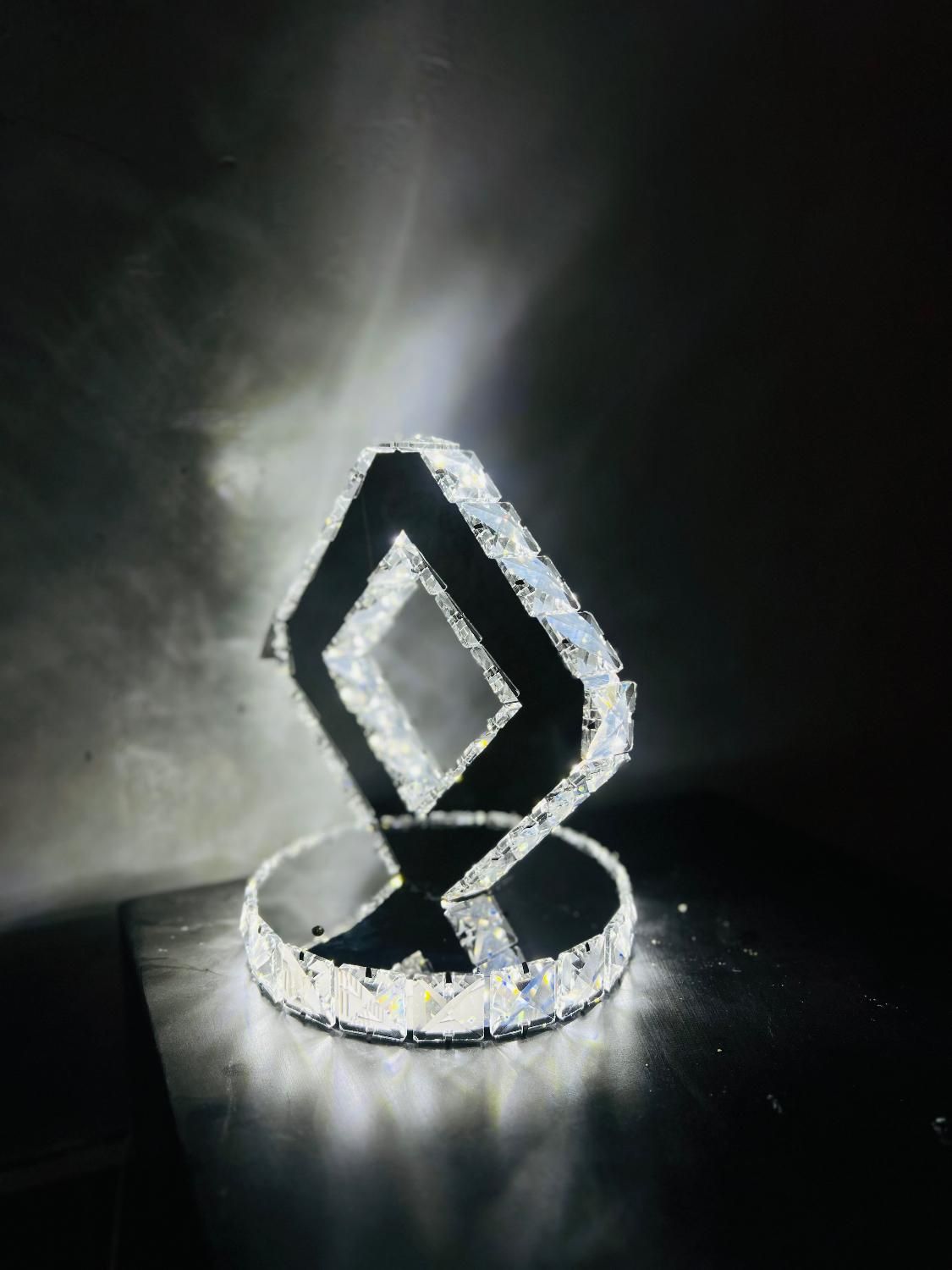 چراغ خواب آباژور رو میزی ال ای دی وارداتی|چراغ خواب و آباژور|مشهد, توس (بلوار توس)|دیوار