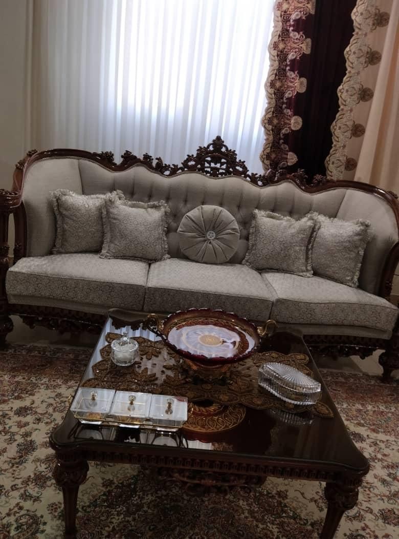 ست مبلمان - میزناهارخوری - تخت - آیینه کنسول|مبلمان خانگی و میز عسلی|تهران, فلسطین (میدان انقلاب)|دیوار