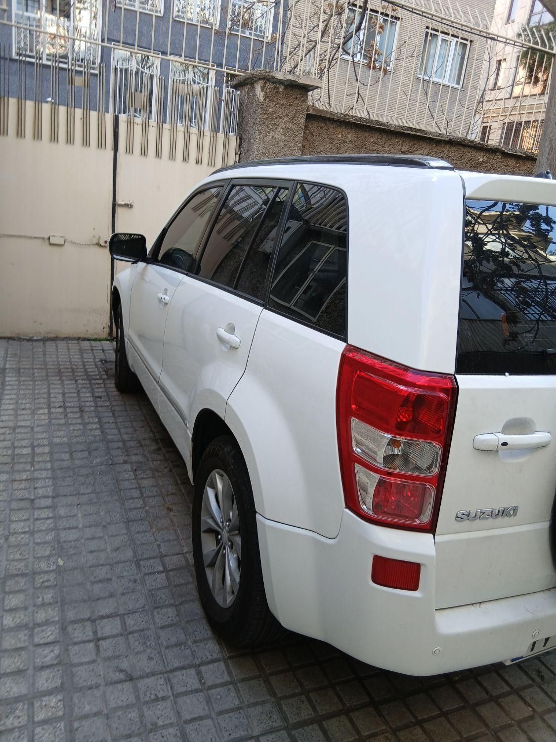 سوزوکی گرند ویتارا مونتاژ اتوماتیک 2400cc،مدل ۱۳۹۵|خودرو سواری و وانت|تهران, سهروردی|دیوار