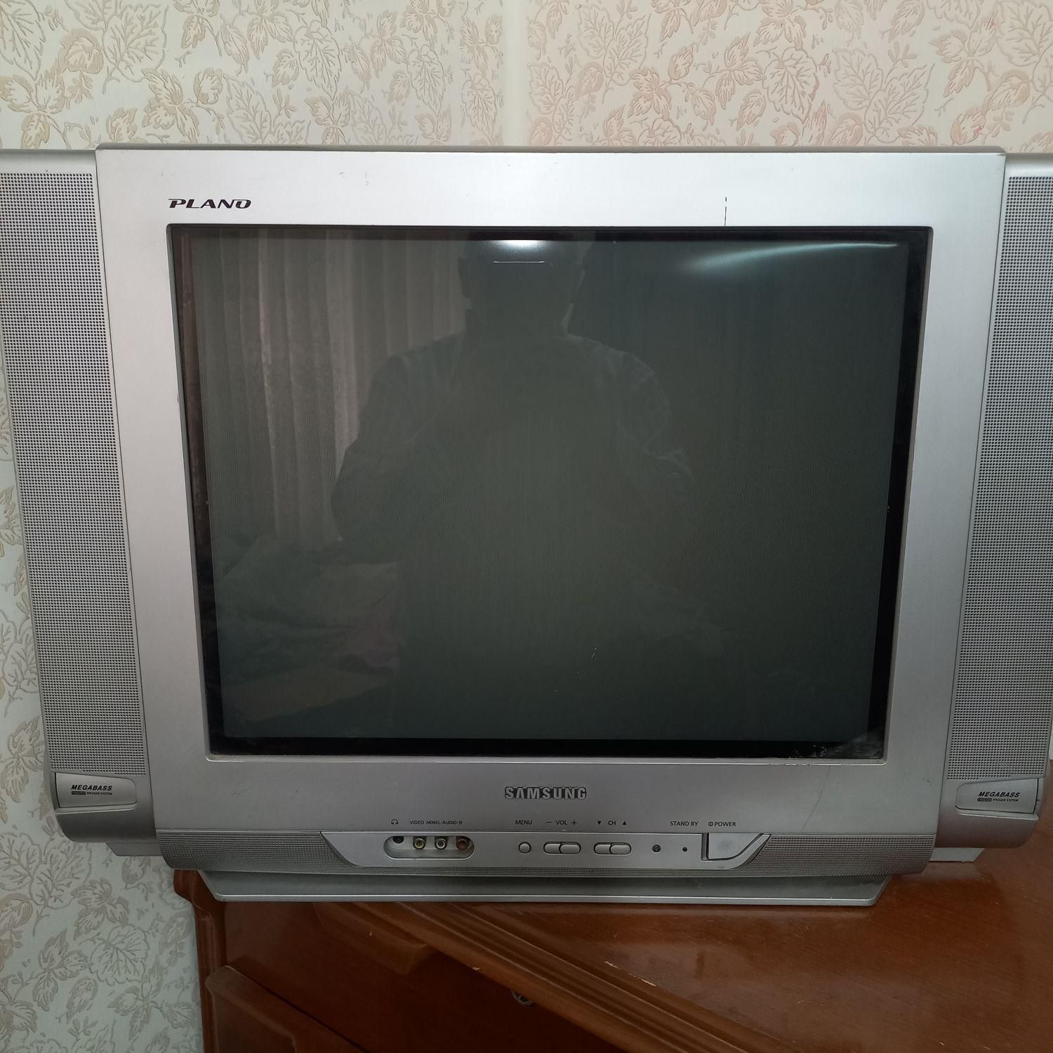 تلویزیون سامسونگ ۲۱|تلویزیون و پروژکتور|اصفهان, شهرک مهدیه|دیوار