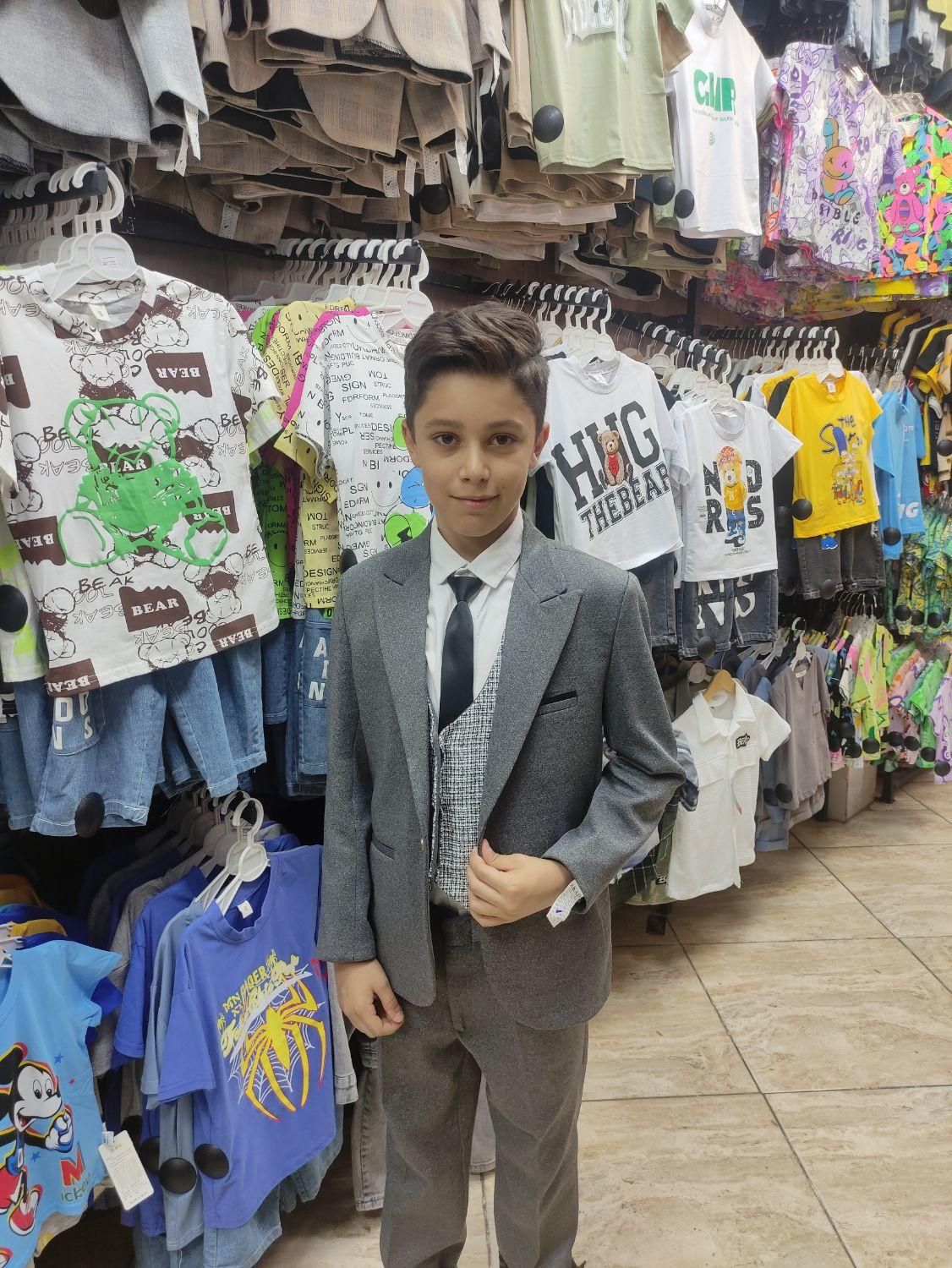 کت و شلوار کودک و نوجوان پوشاک محسن|کفش و لباس بچه|کرج, حصارک بالا|دیوار