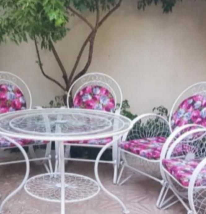 تاب وصندلی|صندلی و نیمکت|بهار, |دیوار