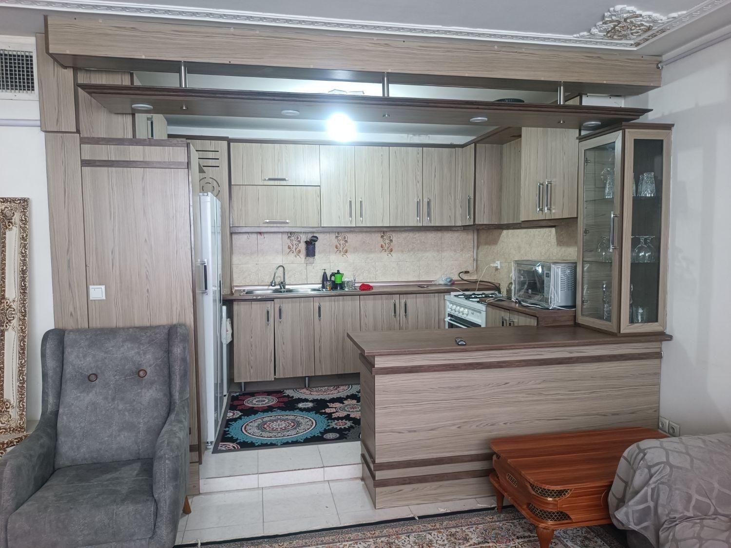 فروش آپارتمان ۶۸ متری ۱ خوابه طبقه ۳|فروش آپارتمان|همدان, |دیوار