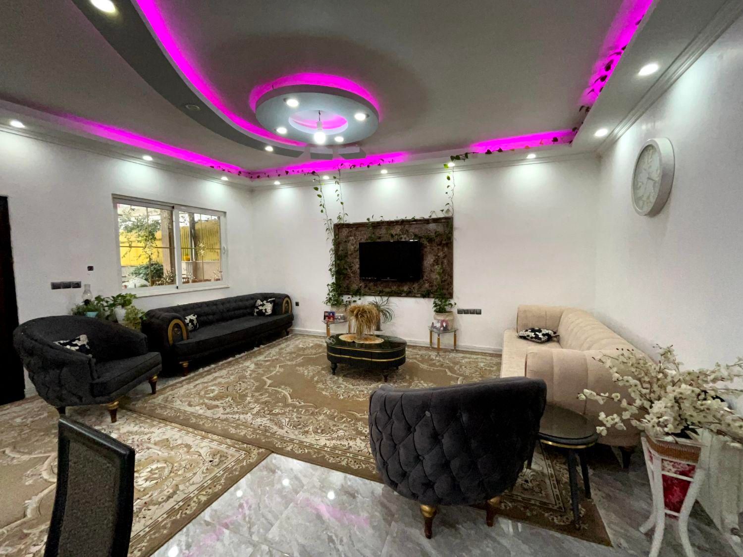 اجاره روزانه/هفتگی/ماهانه ویلا ۱۰۰ متری|اجارهٔ کوتاه‌مدت ویلا و باغ|فومن, |دیوار