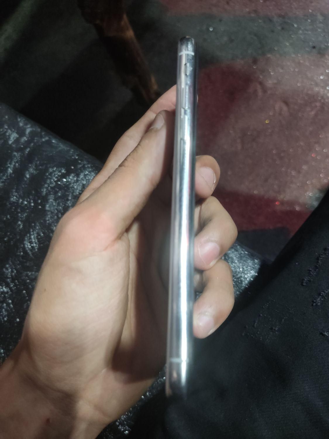 اپل iPhone X با حافظهٔ ۲۵۶ گیگابایت|موبایل|اصفهان, جلفا|دیوار