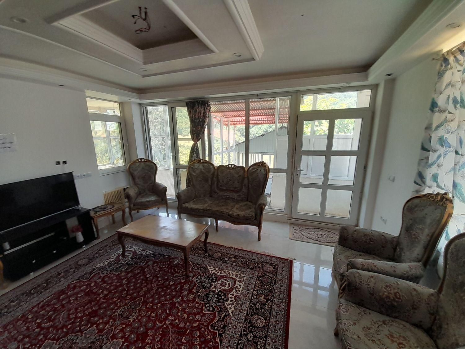 اجاره ویلا استخر جکوزی بیلیارد|اجارهٔ کوتاه‌مدت ویلا و باغ|مینودشت, |دیوار