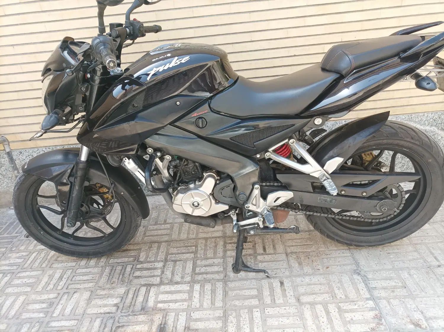 موتور NS 200|موتورسیکلت|اصفهان, سرچشمه|دیوار