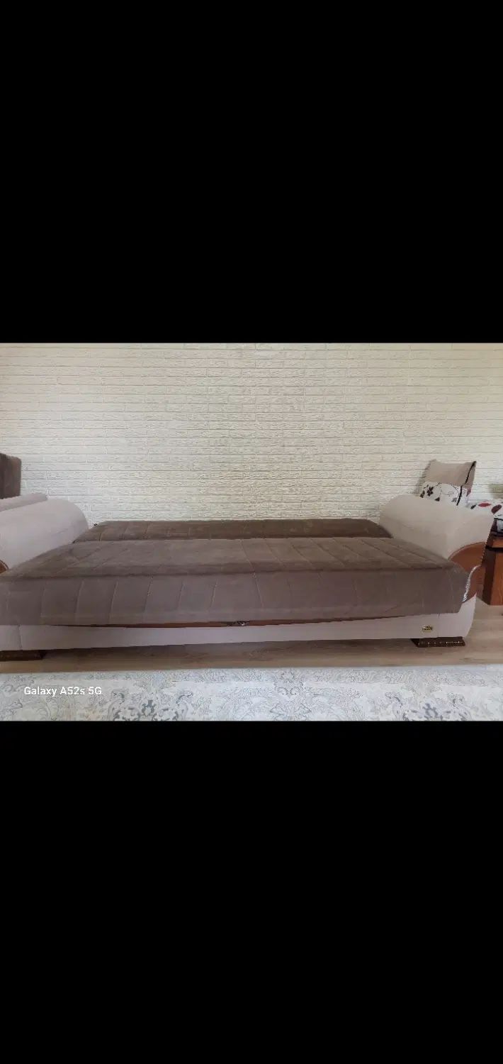 مبل ۷ نفره راحتی|مبلمان خانگی و میز عسلی|اصفهان, شهرک شهید منتظری|دیوار