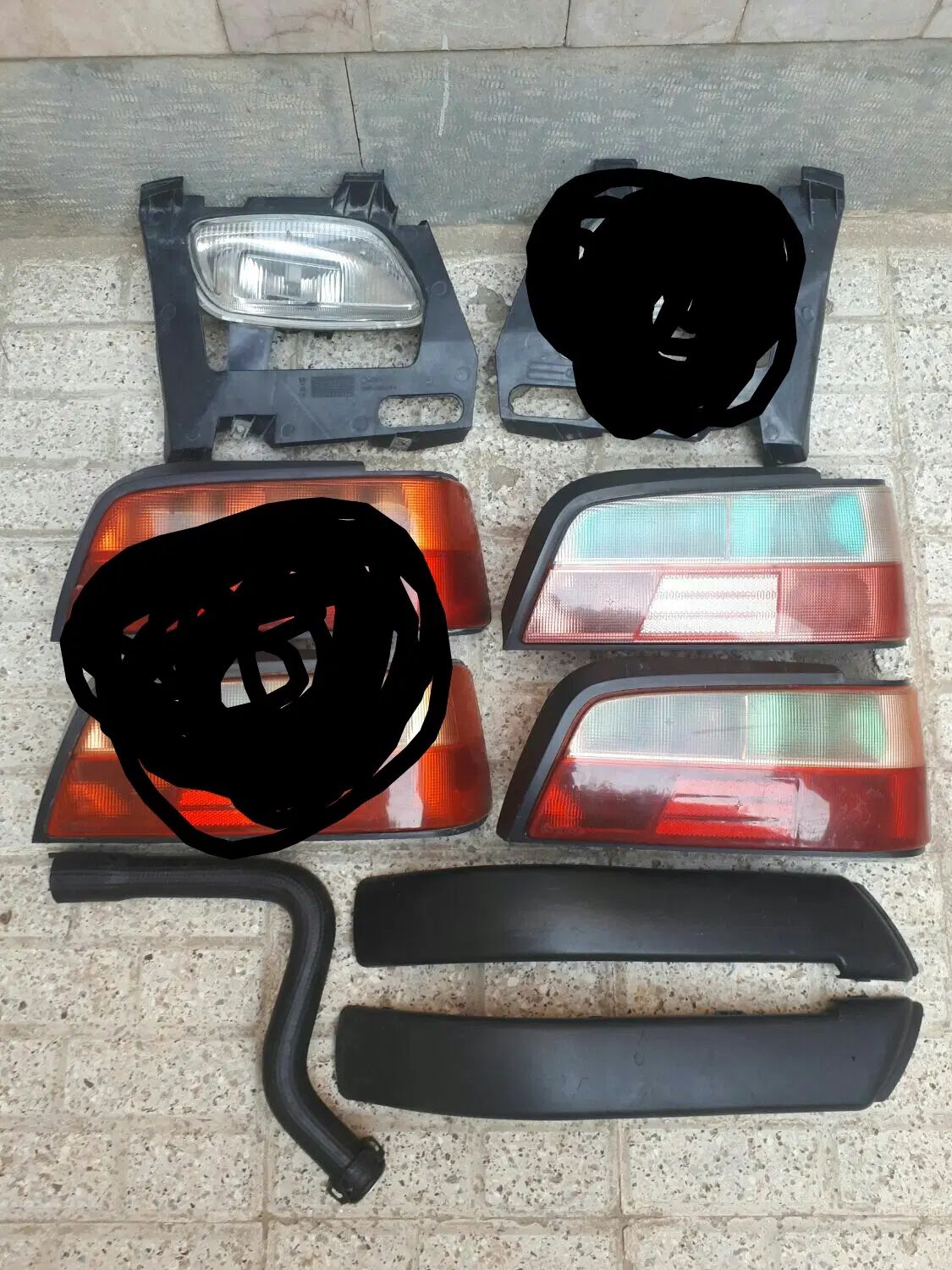 لوازم پژو پارس چراغ خطر عقب استپ مه شکن آرم 207|قطعات یدکی و لوازم جانبی|مشهد, عامل|دیوار