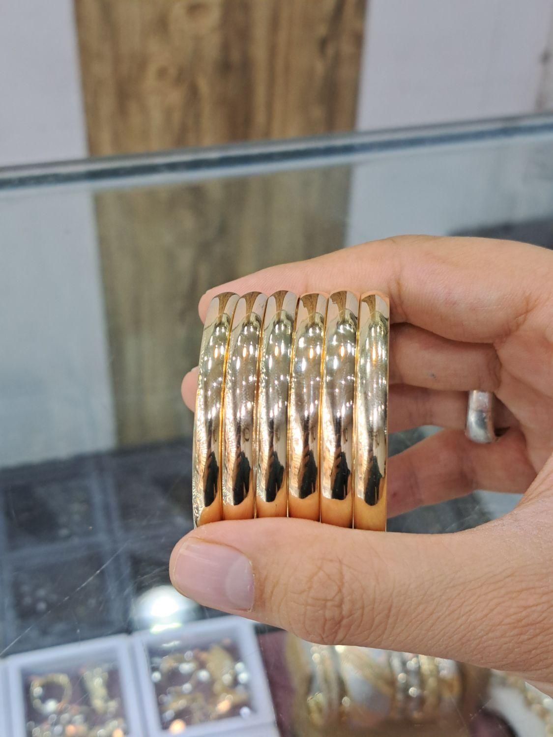 النگو آینه ای پهن|جواهرات|قم, نیروگاه|دیوار