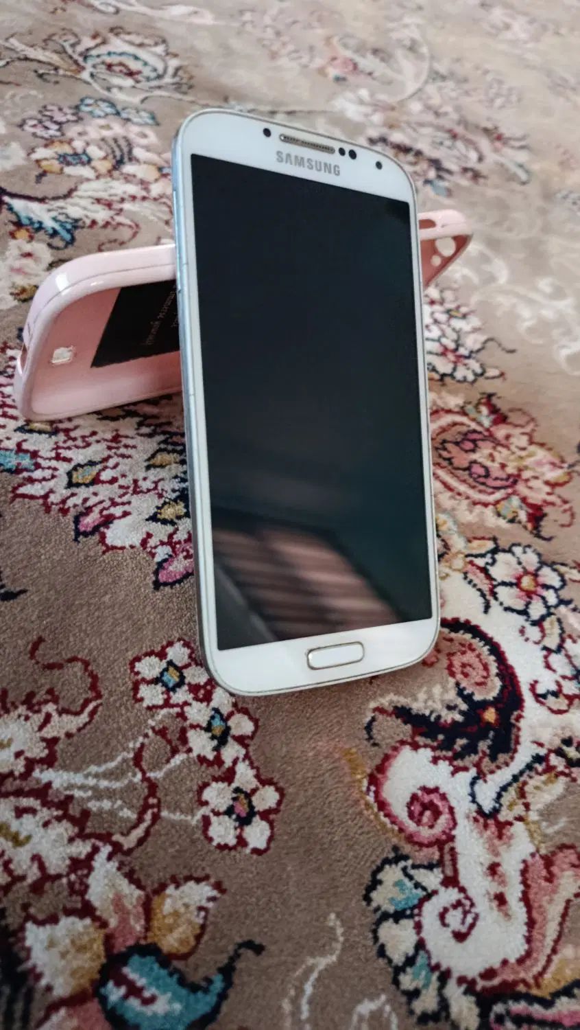 گوشی s4 سالم به شرط با کارتن|موبایل|اسلام‌شهر, باغ فیض|دیوار