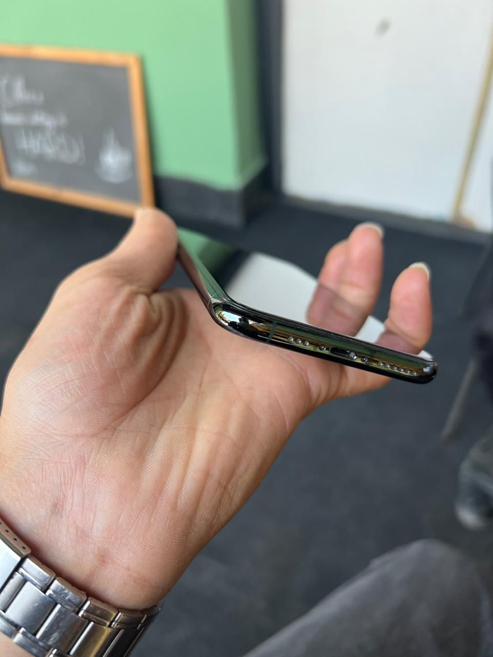 اپل iPhone 11 Pro با حافظهٔ ۲۵۶ گیگابایت|موبایل|آمل, |دیوار