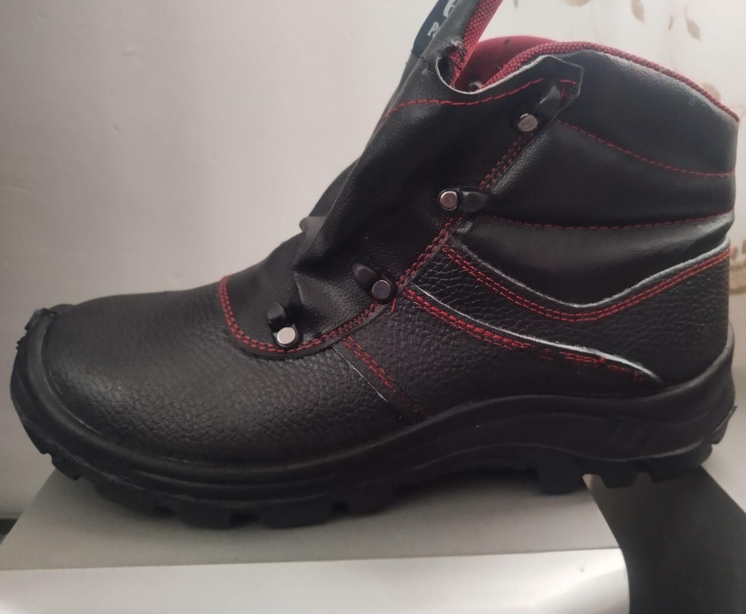 کفش کار سایز 43|کیف، کفش، کمربند|ملایر, |دیوار