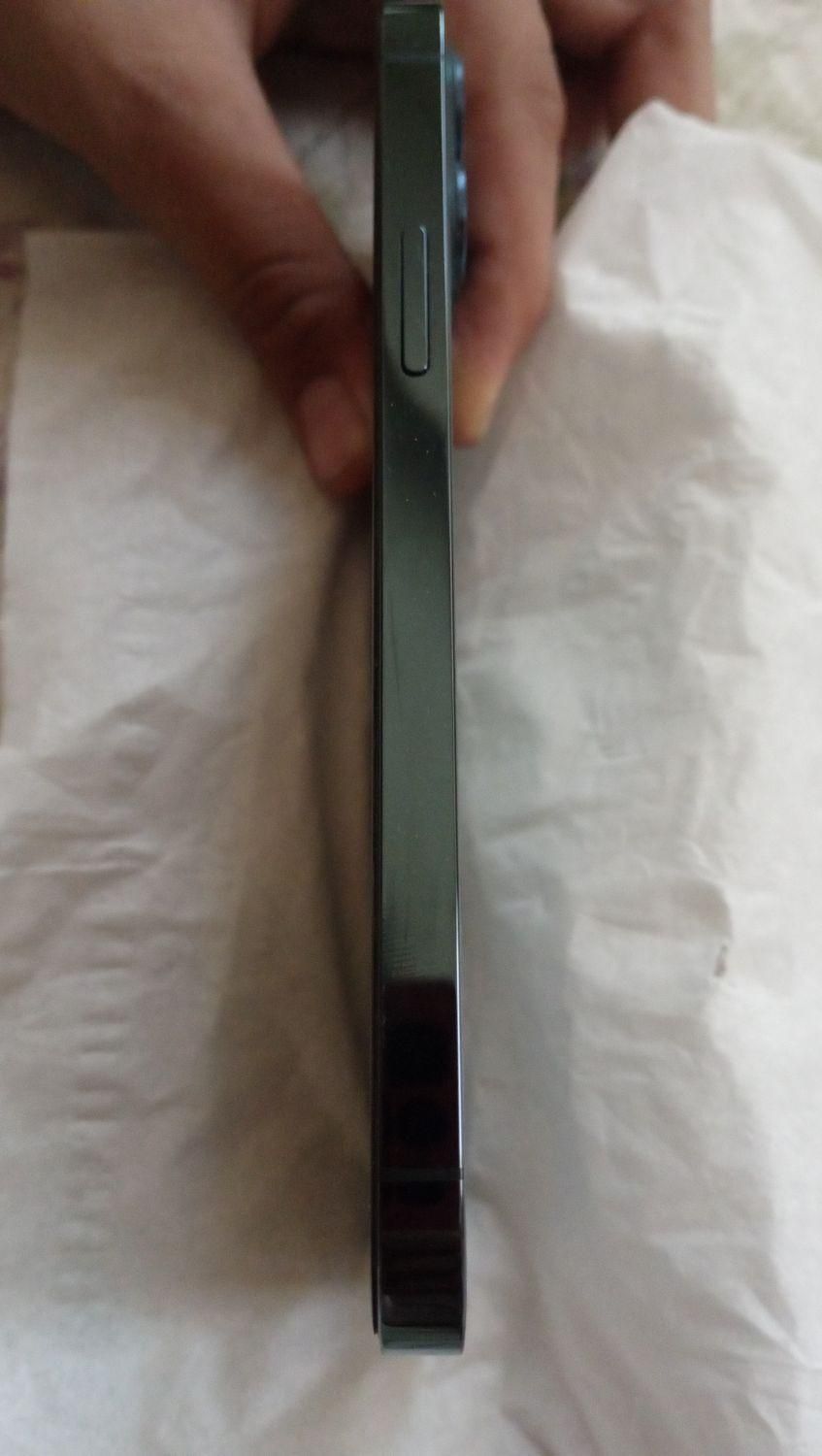 اپل iPhone 12 Pro با حافظهٔ ۲۵۶ گیگابایت|موبایل|سیرجان, |دیوار
