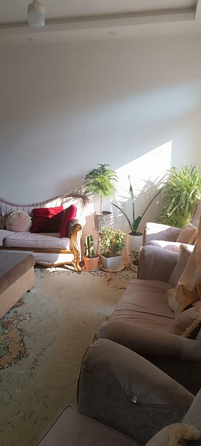 اجاره ویلا کوتاه مدت|اجارهٔ کوتاه‌مدت ویلا و باغ|کرج, برغان|دیوار