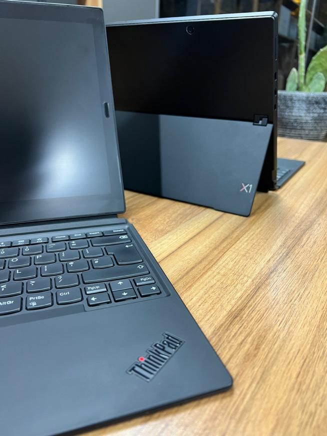 لپتاپ Lenovo ظریف دانشجویی، تاچ، آنباکس i5، تبلتی‌|رایانه همراه|مشهد, کوه سنگی|دیوار