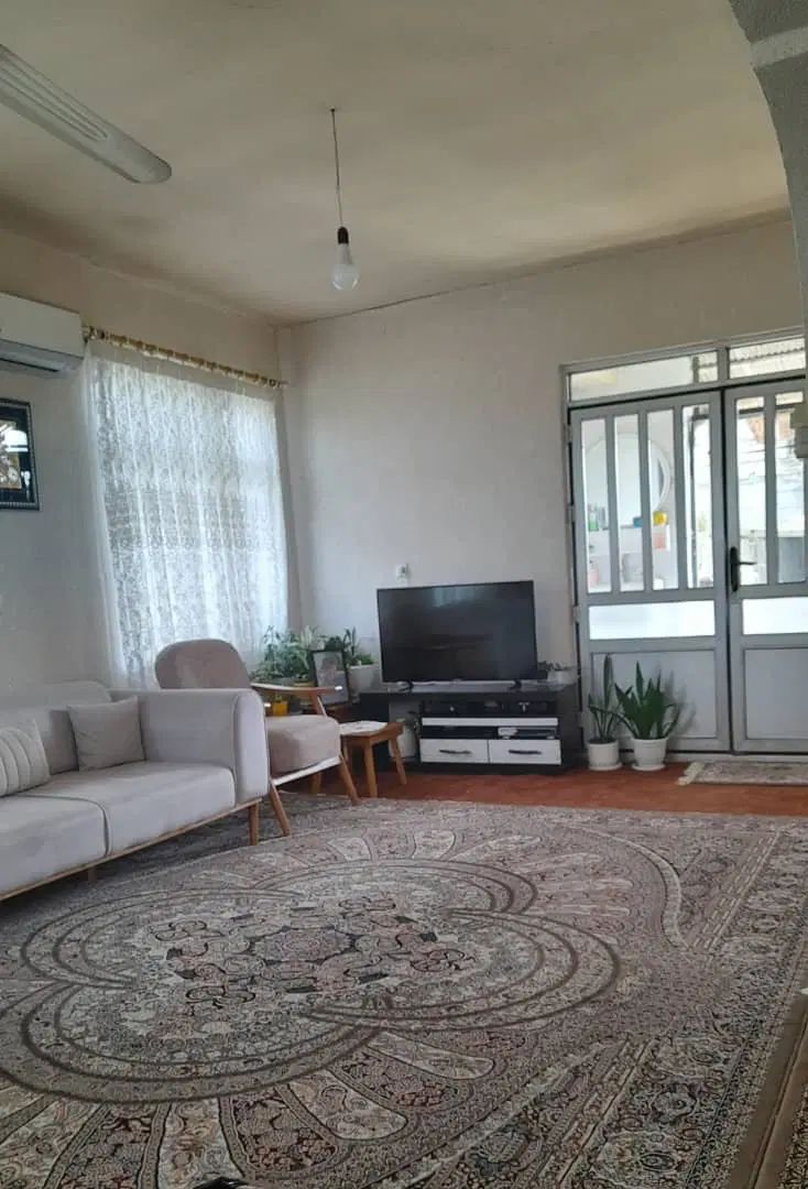 ملک کلنگی ۲۵۰متر زمین ۸۰متر بنا زیر ساختمان خالی|فروش زمین و ملک کلنگی|نشتارود, |دیوار