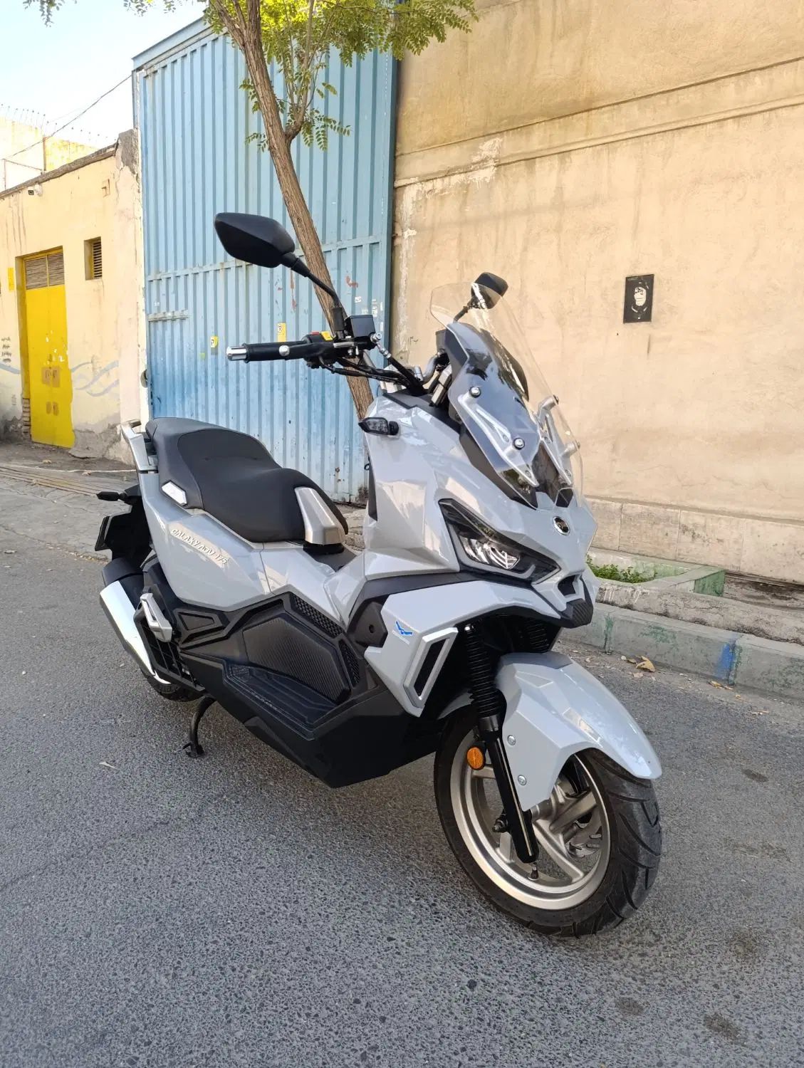 موتور گلکسی ADV 175 SYM (هاسکی) اصلی|موتورسیکلت|تهران, خاک سفید|دیوار