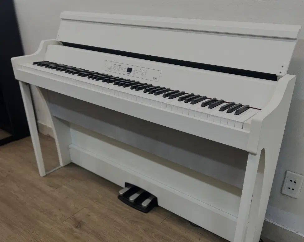پیانو korg g 1 air|پیانو، کیبورد، آکاردئون|تهران, سلسبیل جنوبی|دیوار