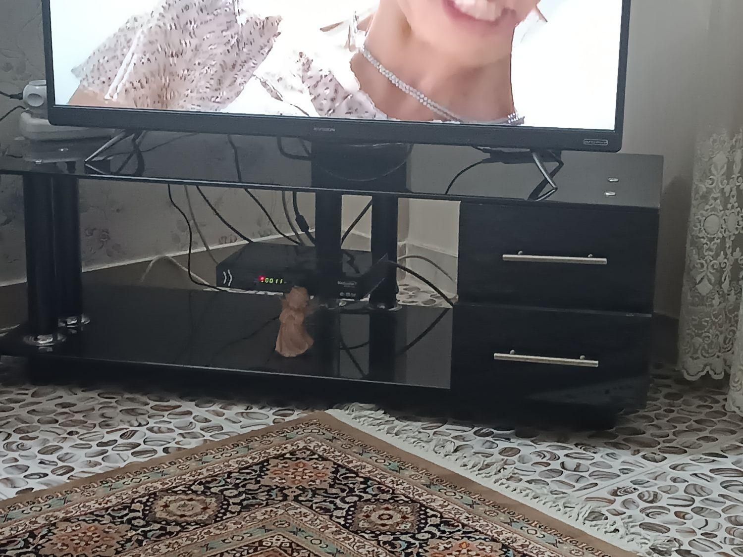 زیر تلویزیونی شیشه ای|میز تلویزیون|اراک, |دیوار