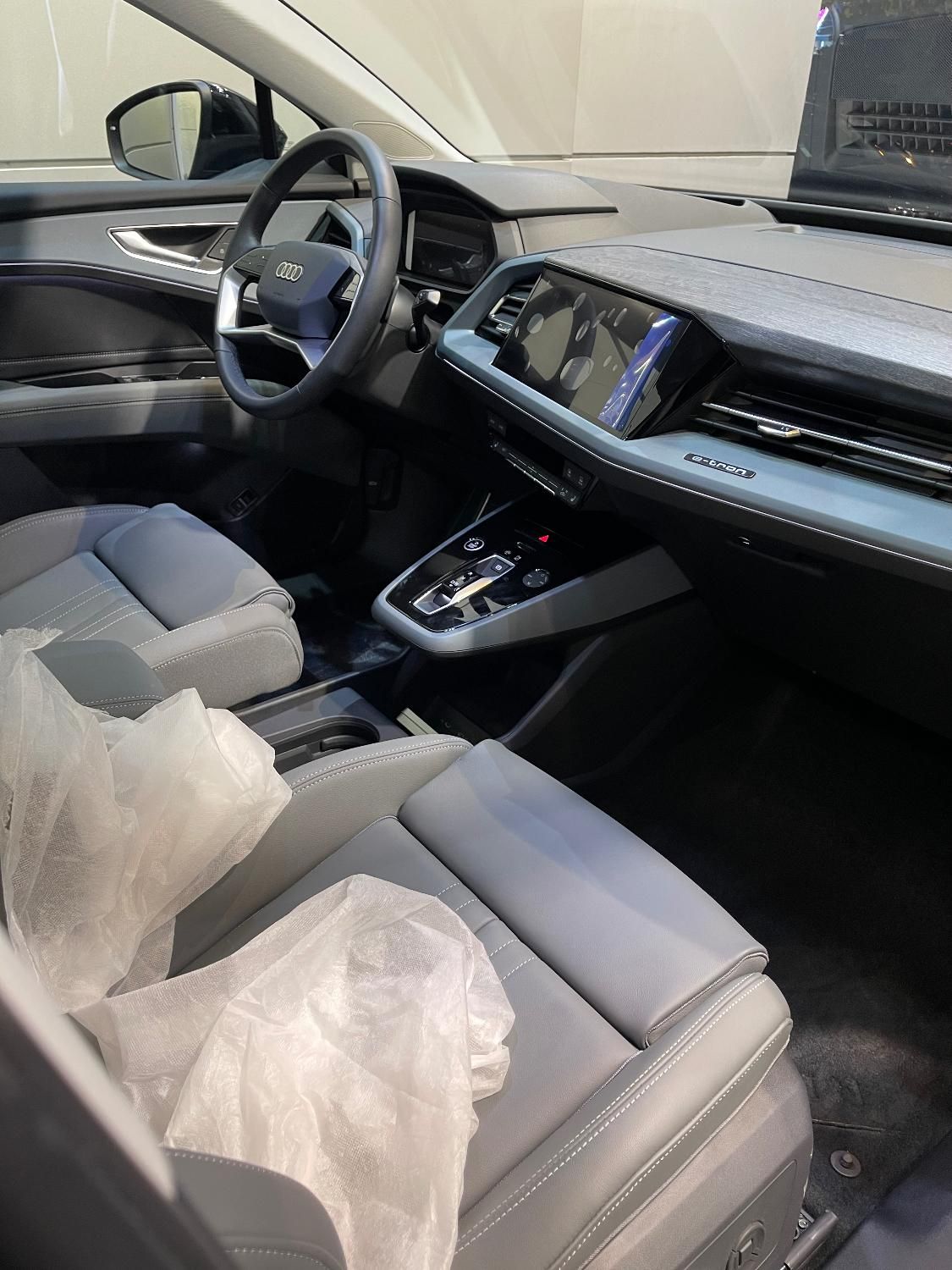 audi مشکی سیلور تیپ ۳|خودرو سواری و وانت|شیراز, قدوسی شرقی|دیوار
