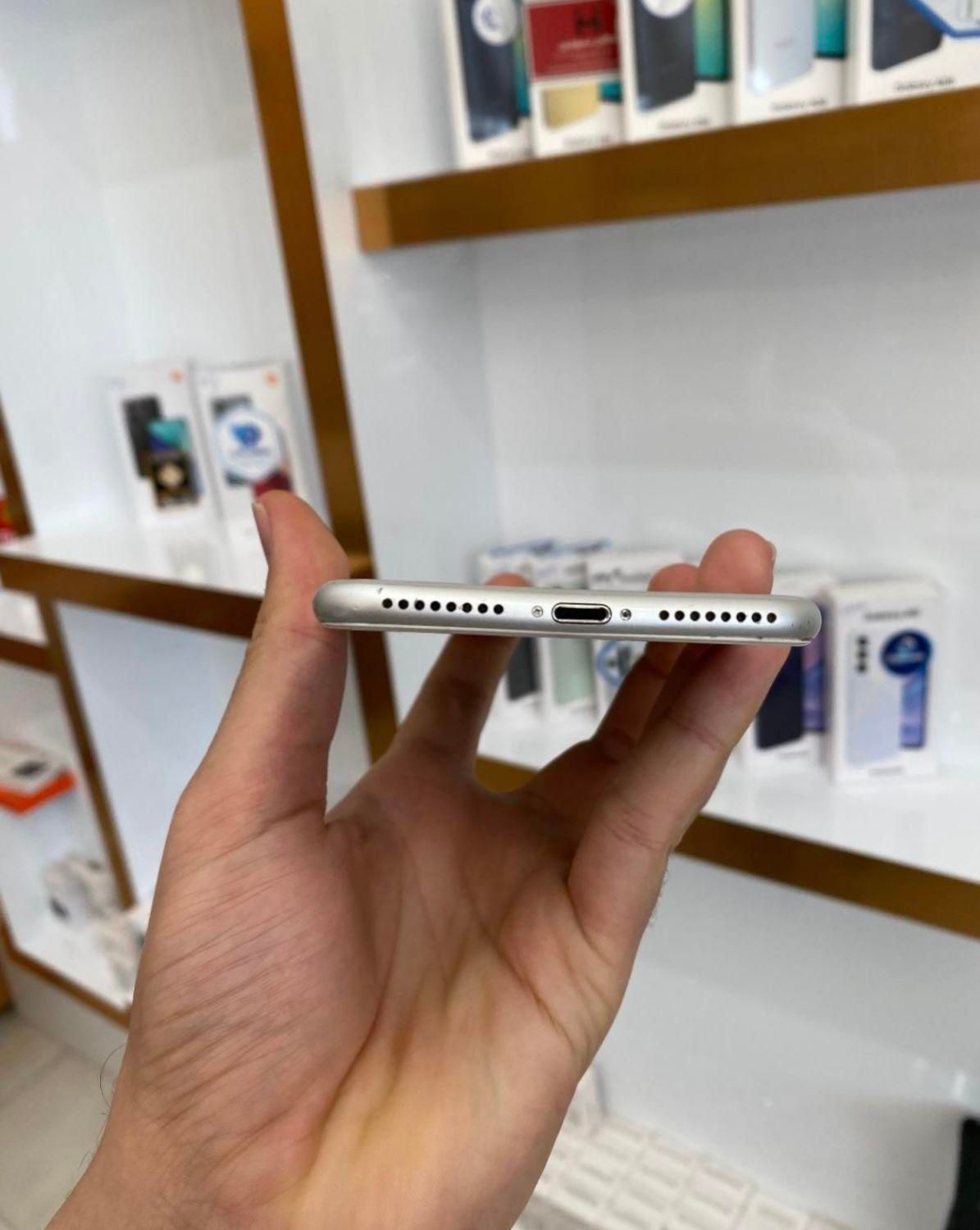 iPhone 7 Plus  ۲۵۶|موبایل|تهران, جمهوری|دیوار